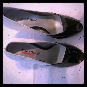 Pierre Dumas patent pumps